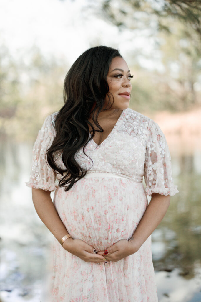 Professional maternity photoshoot in San Francisco, elegant natural light session. 